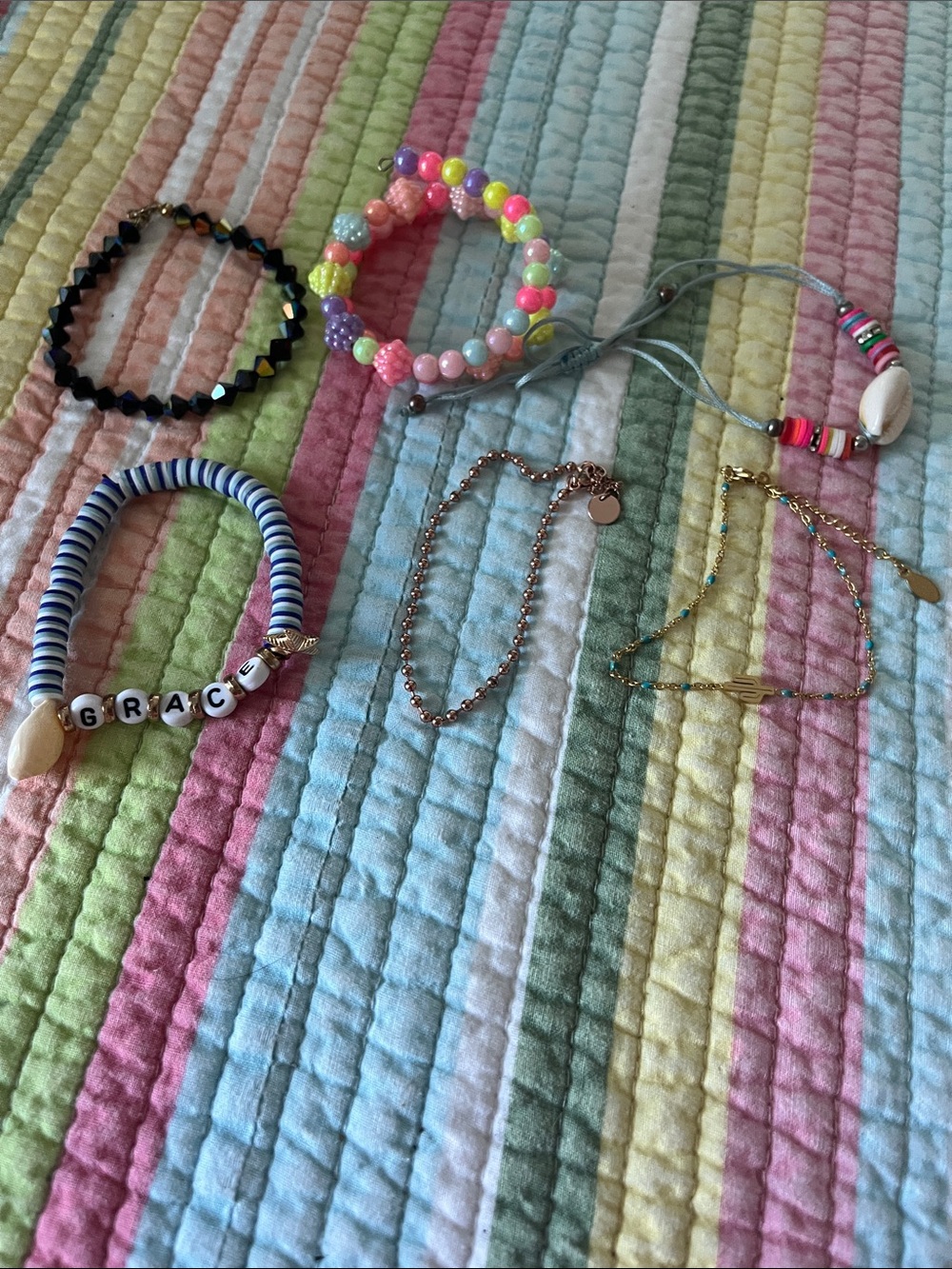 Source Unknown Multicolor Beaded and Chain Bracelet Set